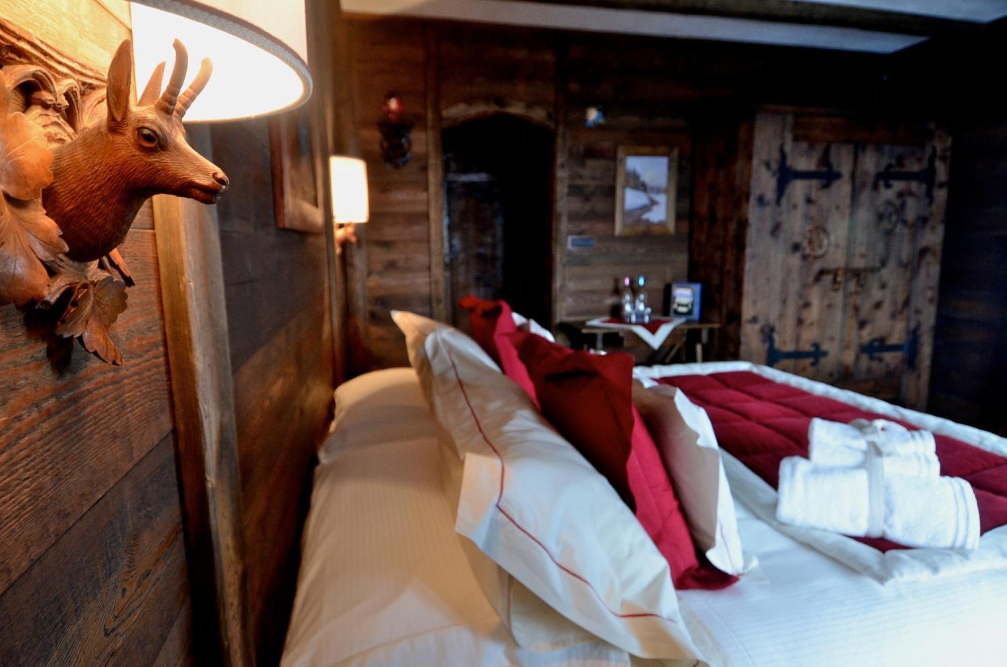Hotel Chalet Il Capricorno Oulx Exterior foto