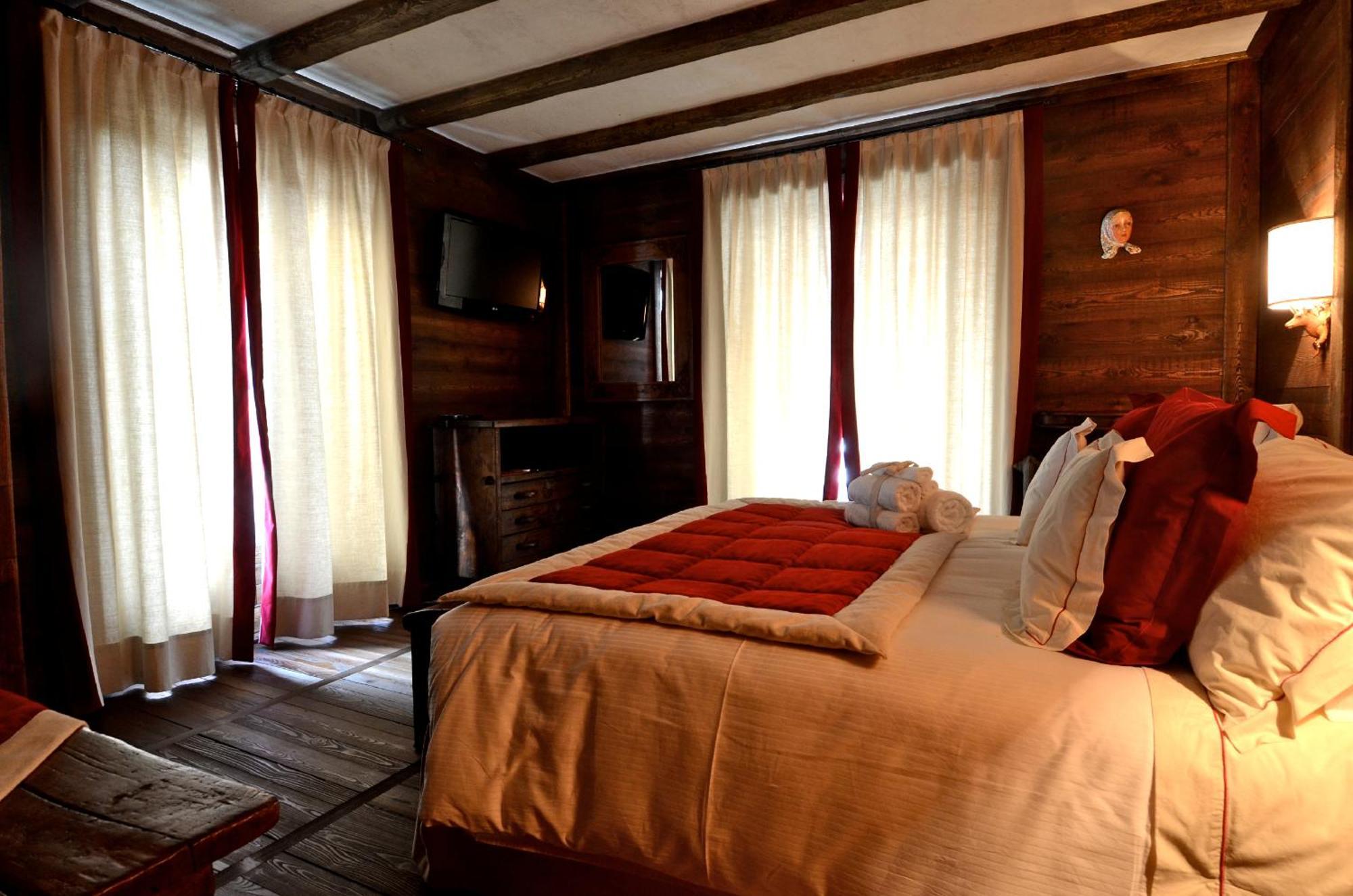 Hotel Chalet Il Capricorno Oulx Exterior foto