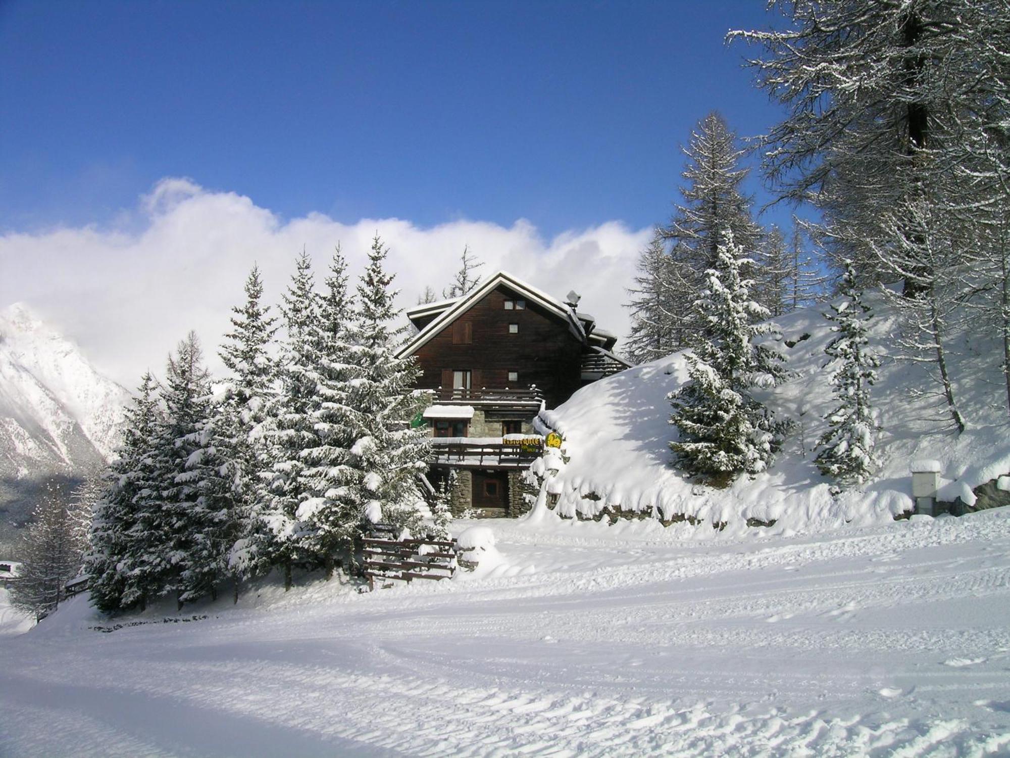 Hotel Chalet Il Capricorno Oulx Exterior foto